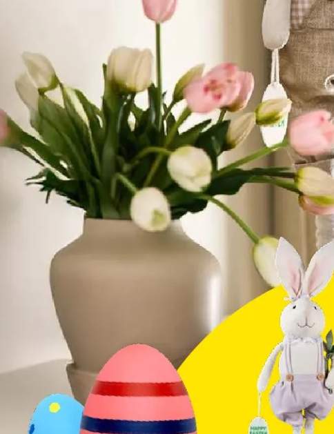 bukiet sztucznych kwiatów